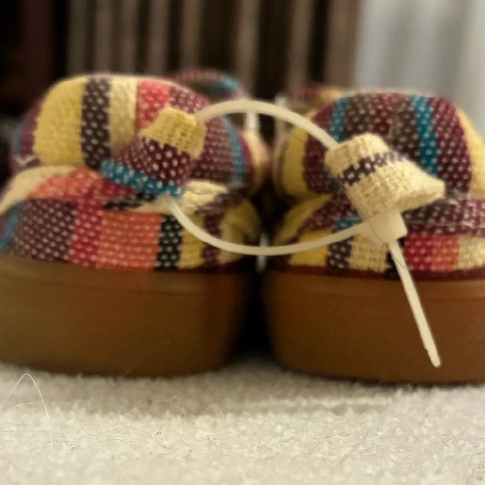GAP Kids Yellow Multi-Stripe Slip-On Moccasins Baha Canvas Shoes Woven Toddler 7